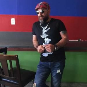 Meet your Posher, Pablo